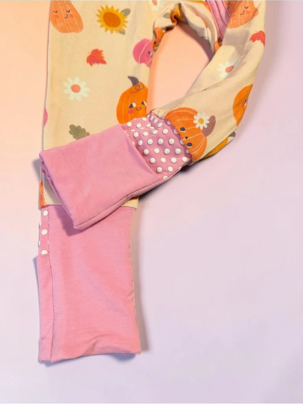 Angel Dear SUPER SOFT Cream Pumpkin Print Footie with Pink Trim